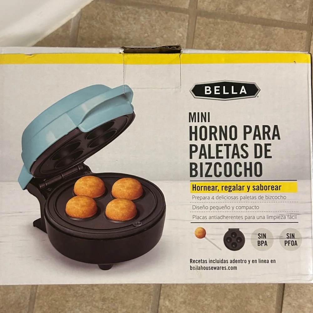 NWT BELLA Mini Cake Pop Maker